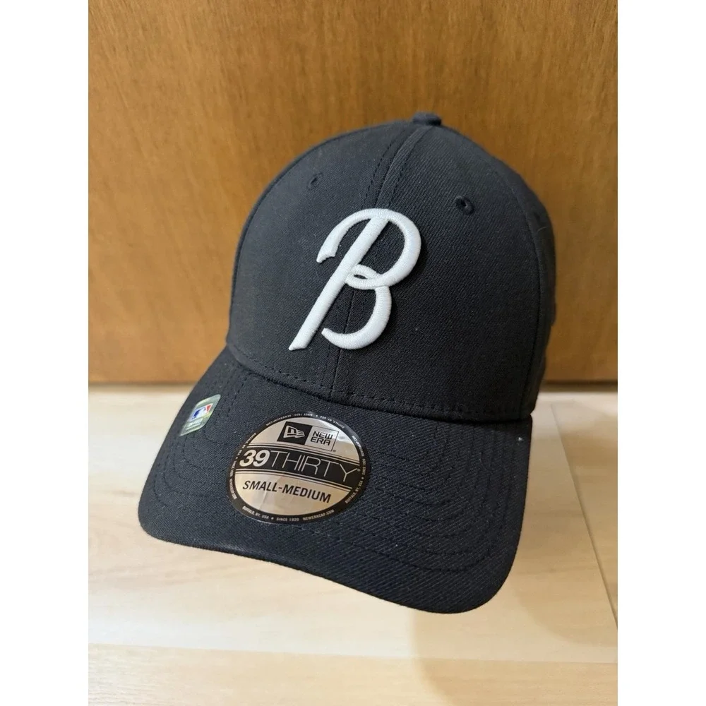 Baltimore Orioles New Era 39Thirty Stretchfit Hat Cap Size S/M Black New